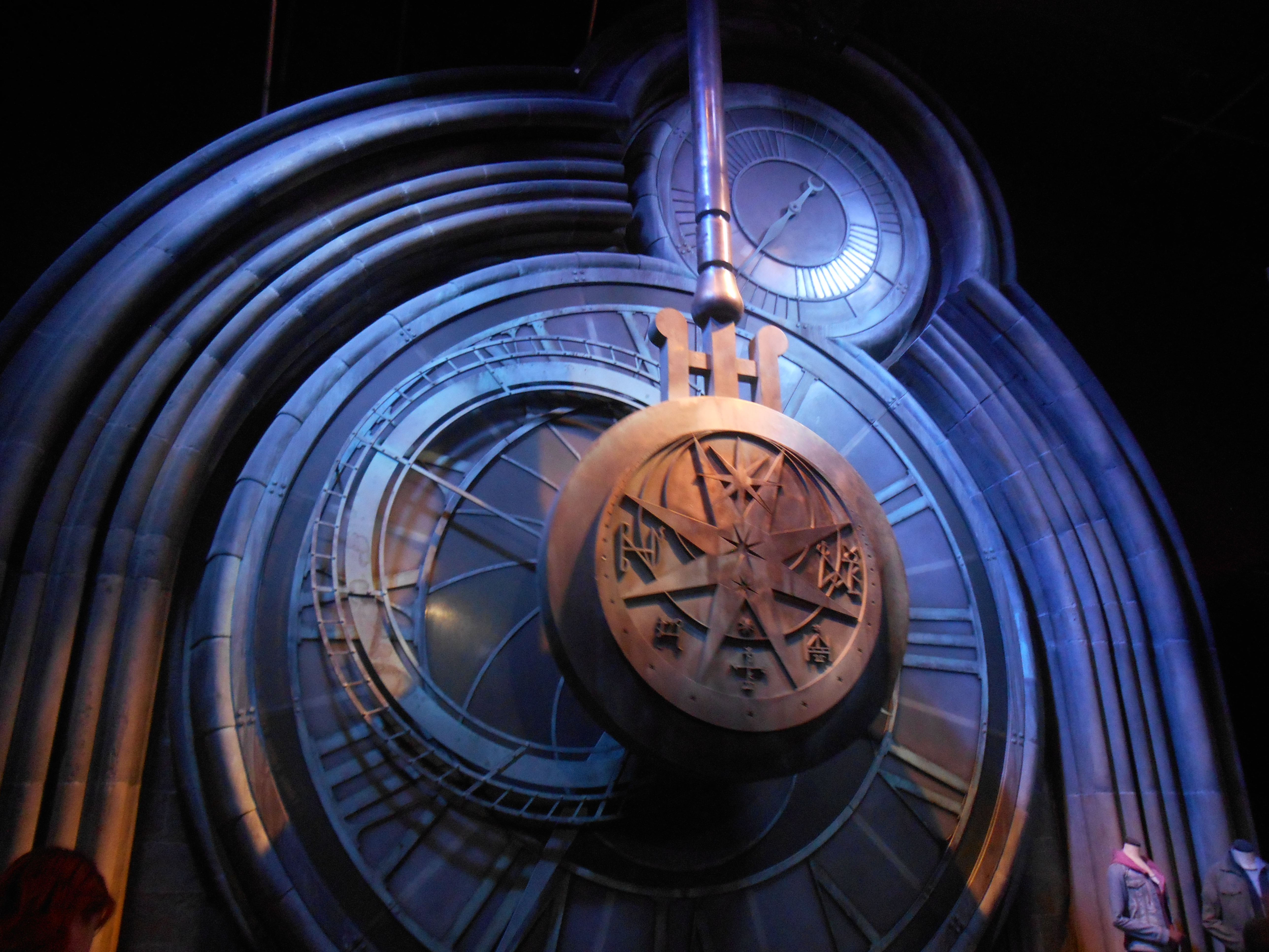 hogwart-clock.jpg