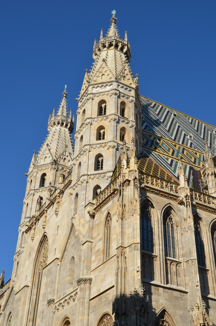 cahedrale-saint-stephen-vienne.jpg