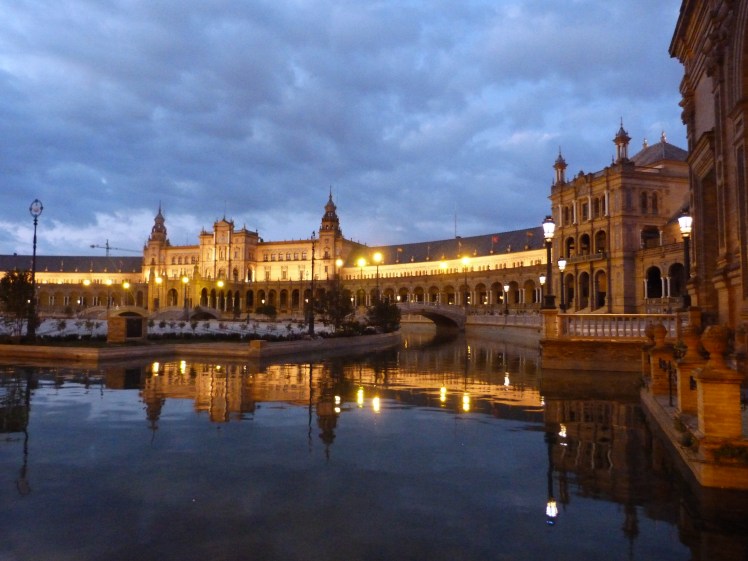 plaza-de-espagna-seville.jpg