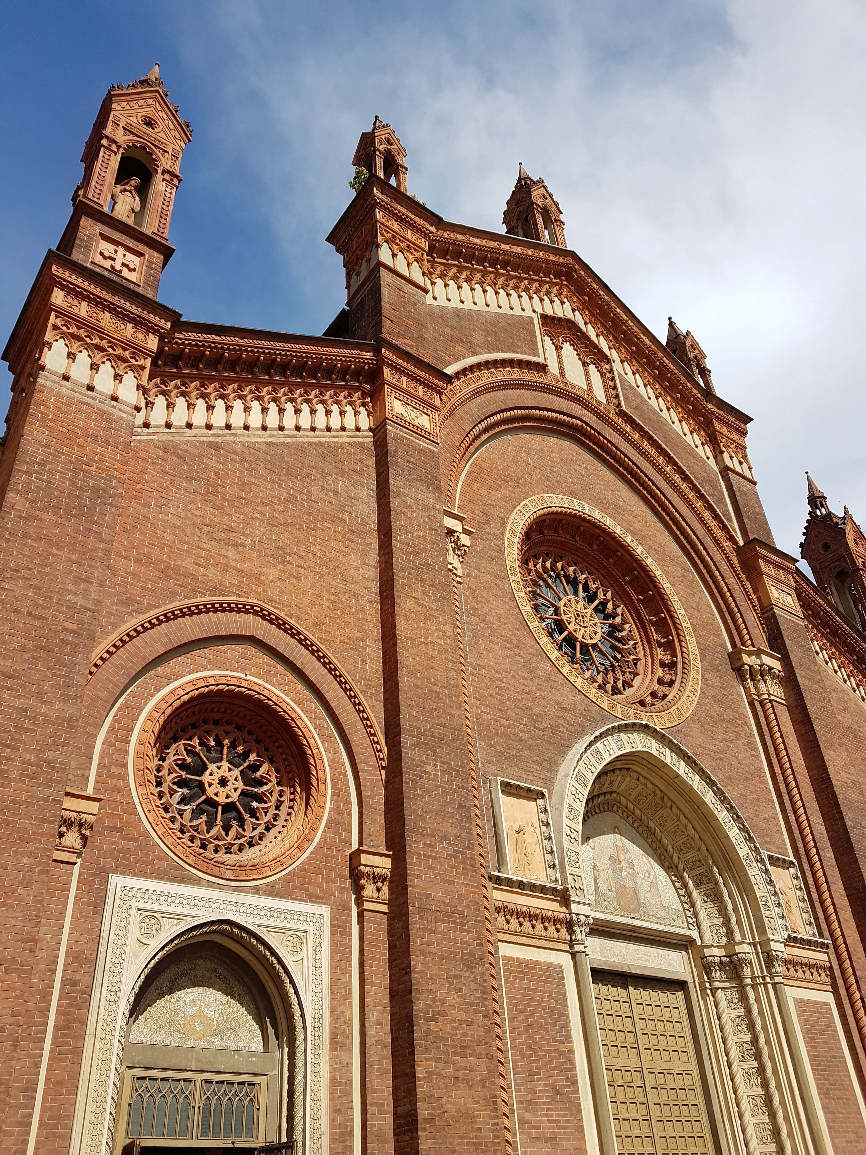 chiesa-santa-maria-del-carmine-milano.jpg