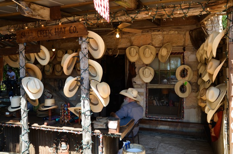 luckenbach-texas.jpg