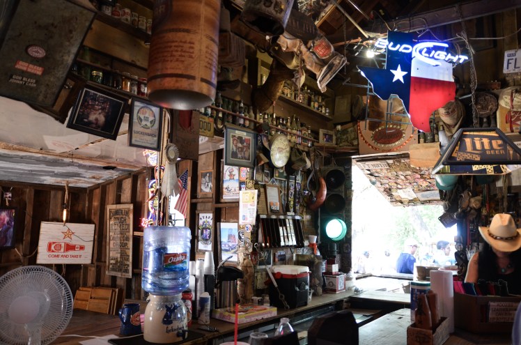 luckenbach-texas.jpg